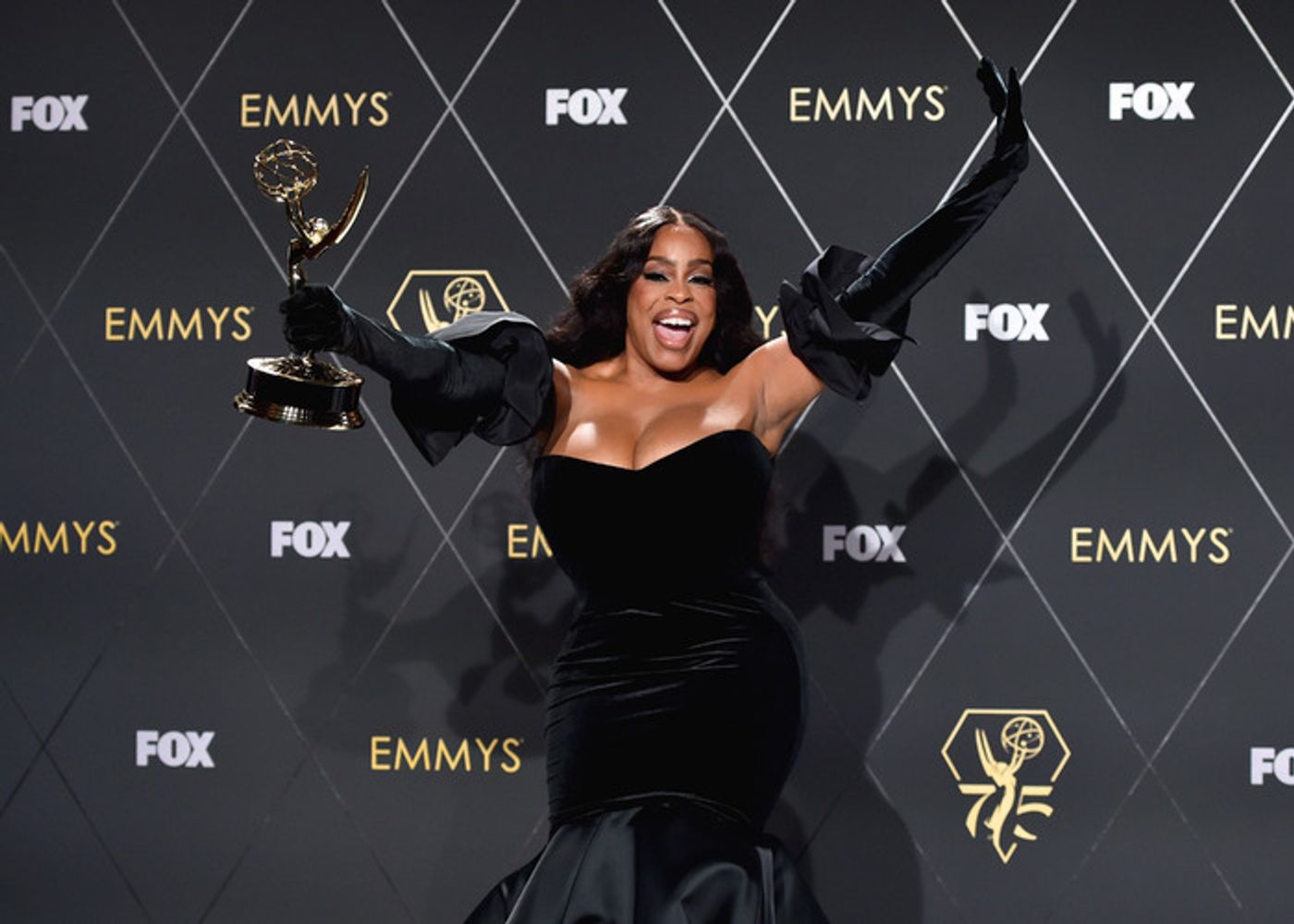 Photos: Inside the 75th Emmy Award With Niecy Nash-Betts, Jennifer Coolidge & More Photos: Inside the 75th Emmy Award With Niecy Nash-Betts, Jennifer Coolidge & More Image