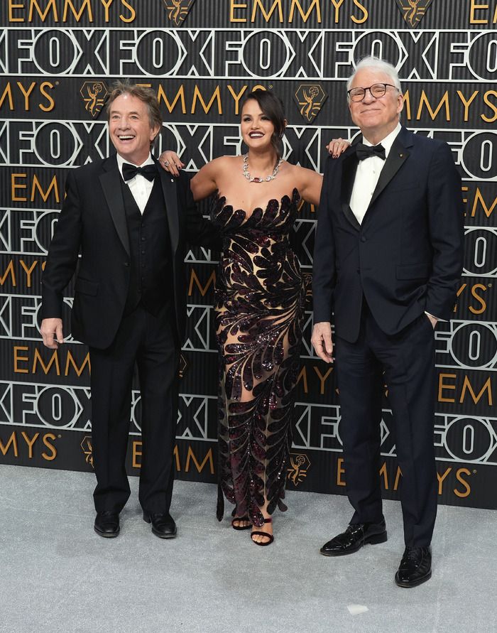Photos: Inside the 75th Emmy Award With Niecy Nash-Betts, Jennifer Coolidge & More — photo 13 of 40