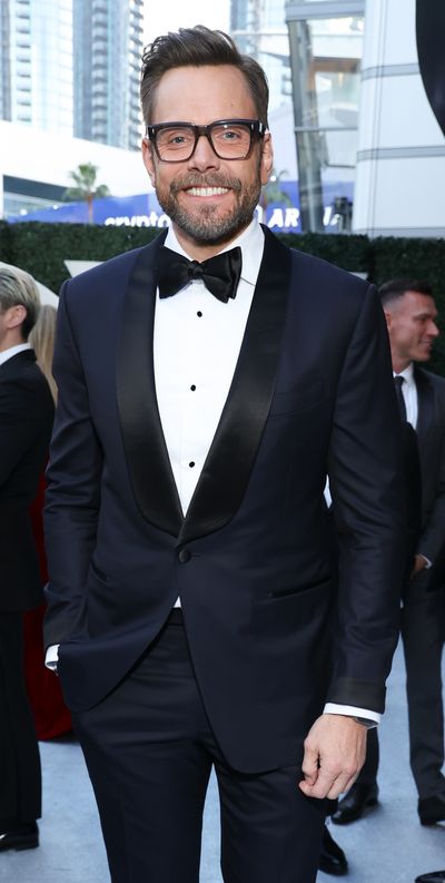 Joel McHale Photo