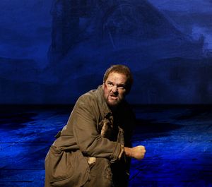 Killian Donnelly @ BroadwayWorld Killian Donnelly Photo