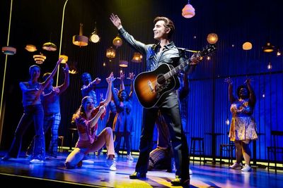 Nick Fradiani and the cast  Photo
