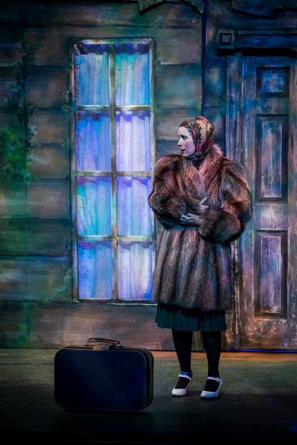 Photos: First Look at Big Noise Theatre's GREY GARDENS, Now Playing Through Late January  Image