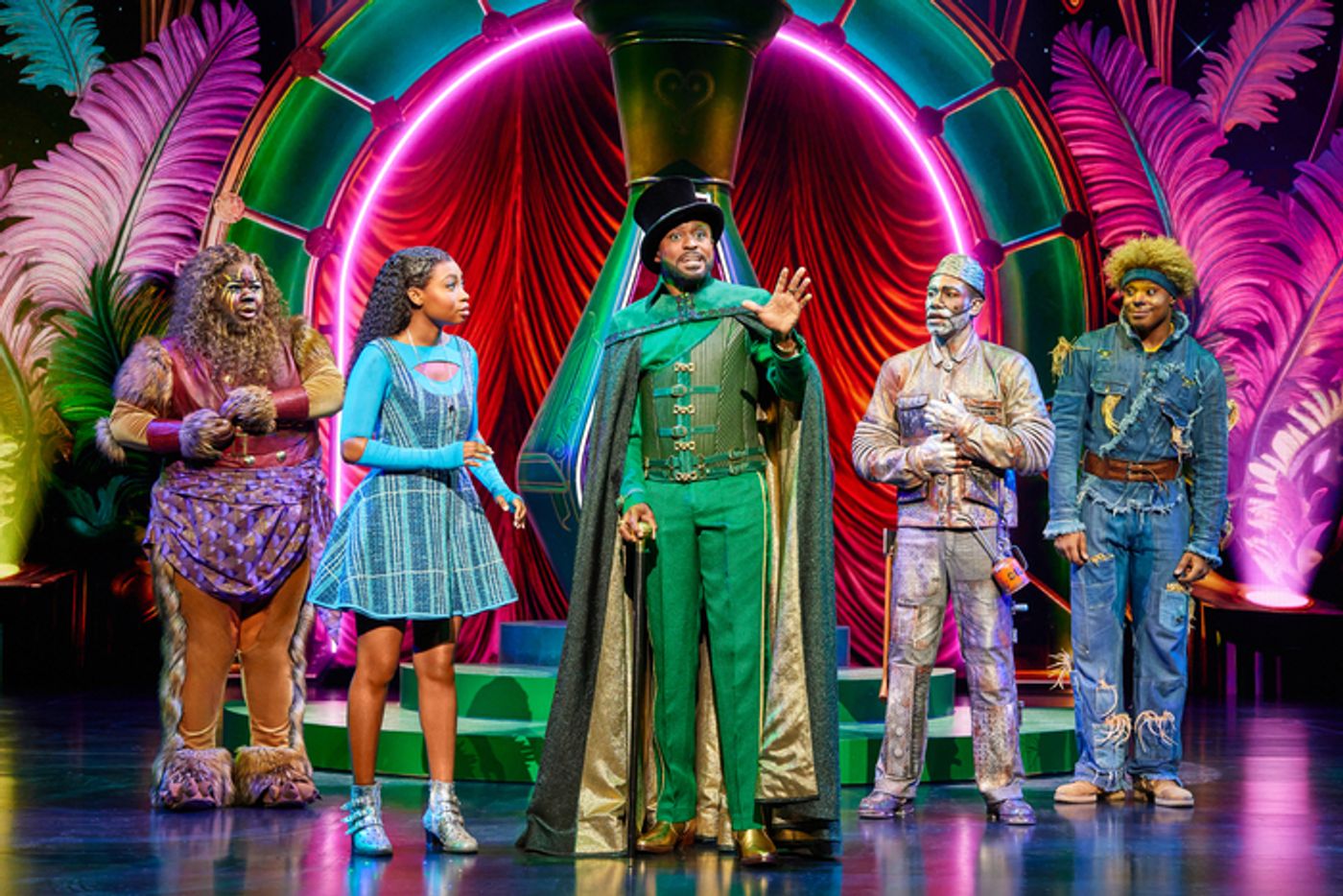 Photos: First Look At Wayne Brady In Broadway-Bound THE WIZ  Image