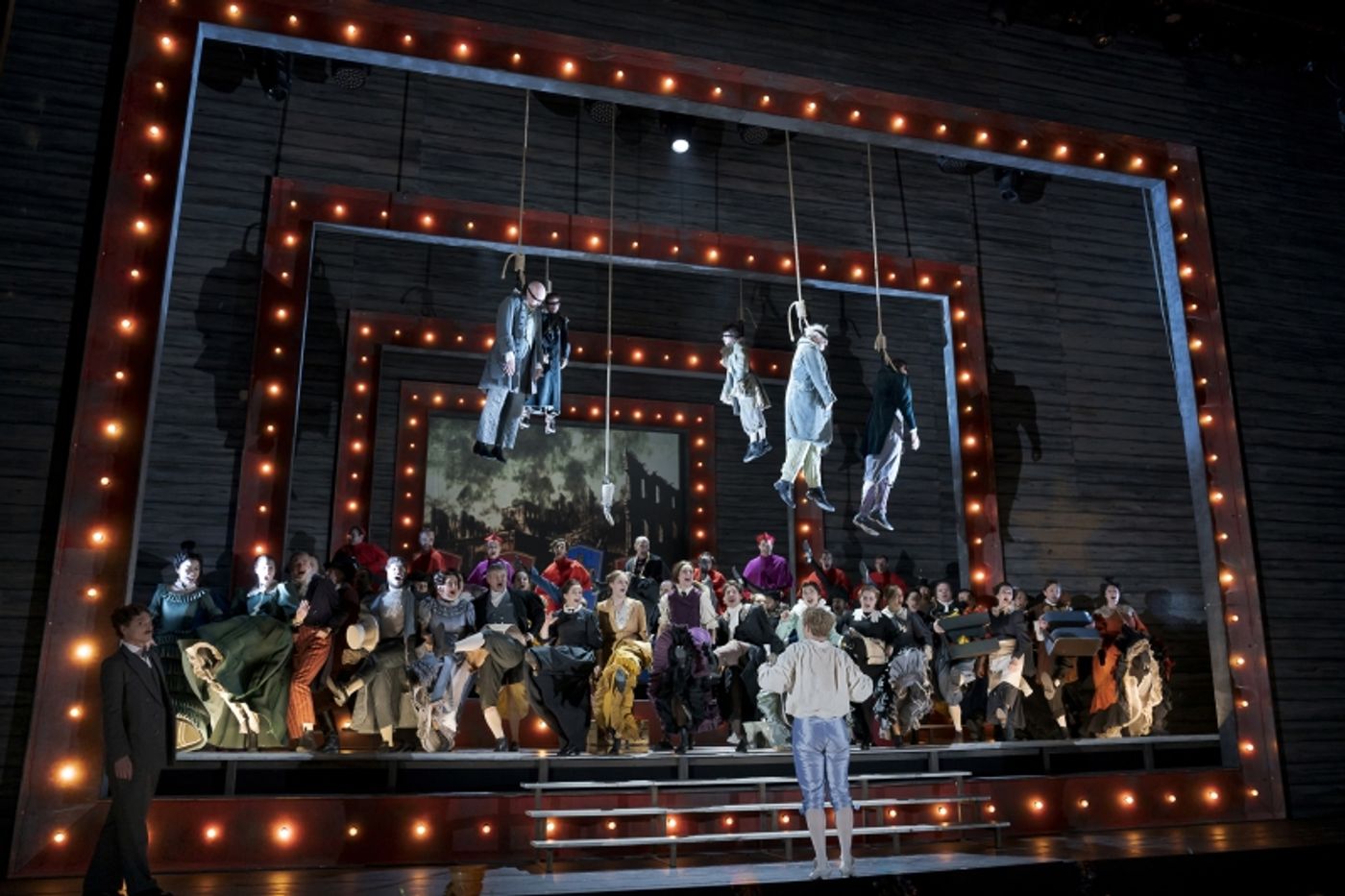 Review: CANDIDE at Museumsquartier Halle E  Image