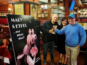 Stephen Kolak, Jocelyn Weston, and Stephen Cole @ BroadwayWorld Stephen Kolak, Jocelyn Weston, and Stephen Cole Photo