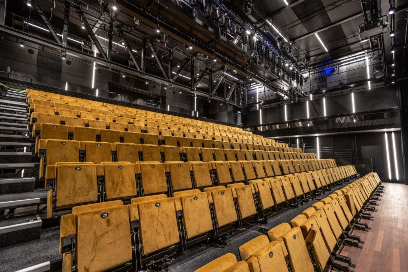 Feature: KONING WILLEM ALEXANDER OPENT HET NIEUWE THEATER OP VRIJDAG 1 MAART! Feature: KONING WILLEM ALEXANDER OPENT HET NIEUWE THEATER OP VRIJDAG 1 MAART! Image