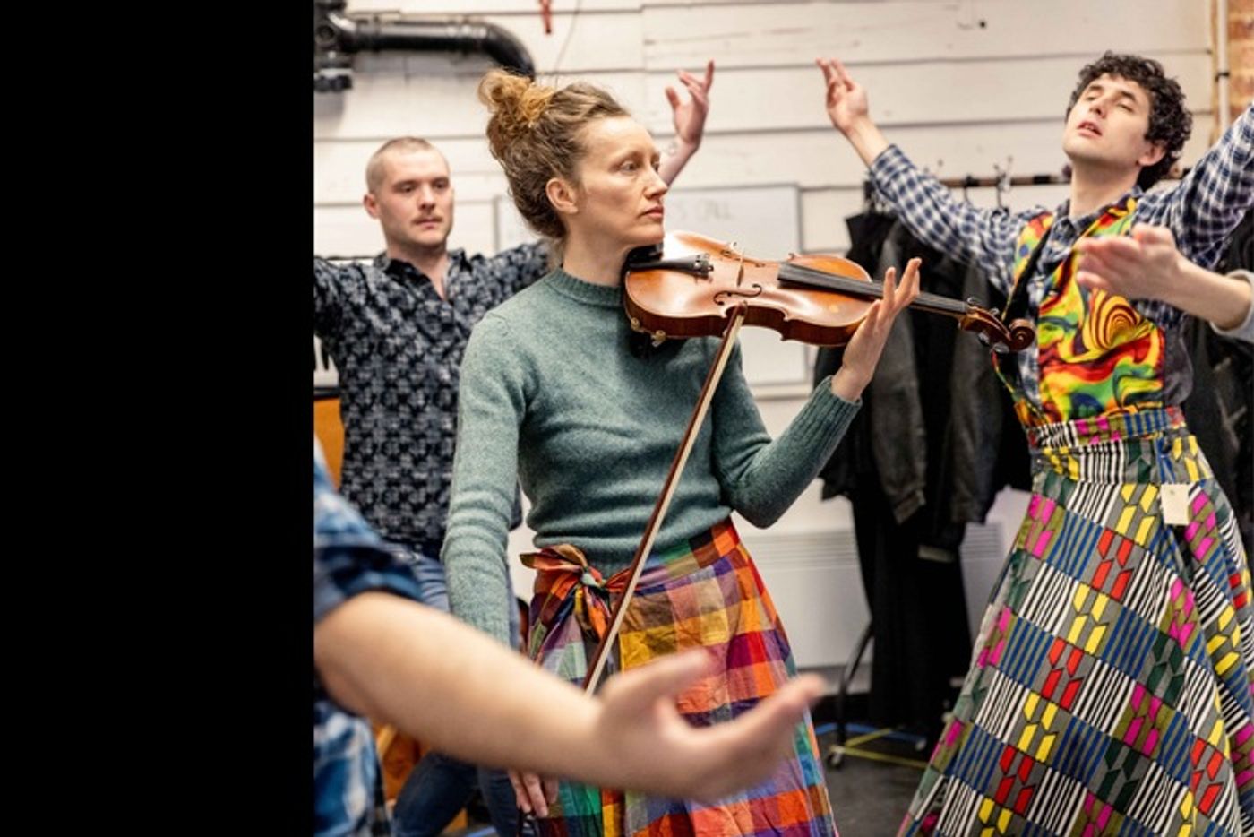 Photos: Inside Rehearsal For SHERLOCK HOLMES AND THE POISON WOOD at the Watermill Theatre  Image