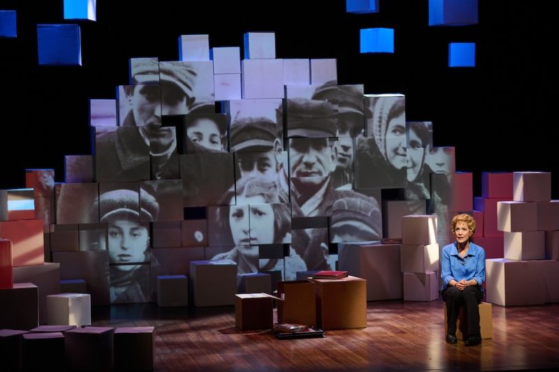 Review: BECOMING DR. RUTH At Village Theatre  Image