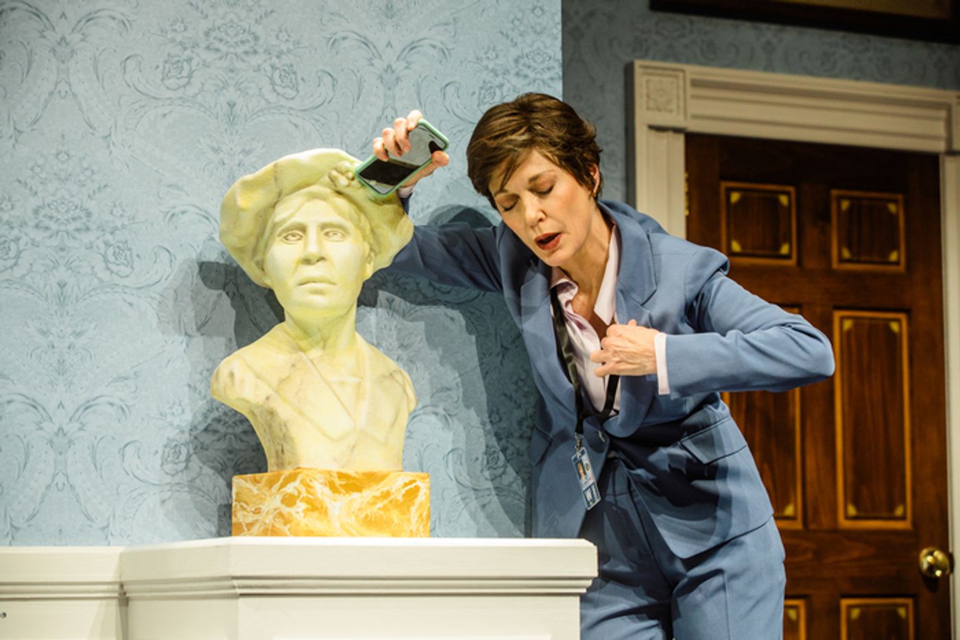 Photos: First Look at Alexandra Billings & More in POTUS at Geffen Playhouse  Image