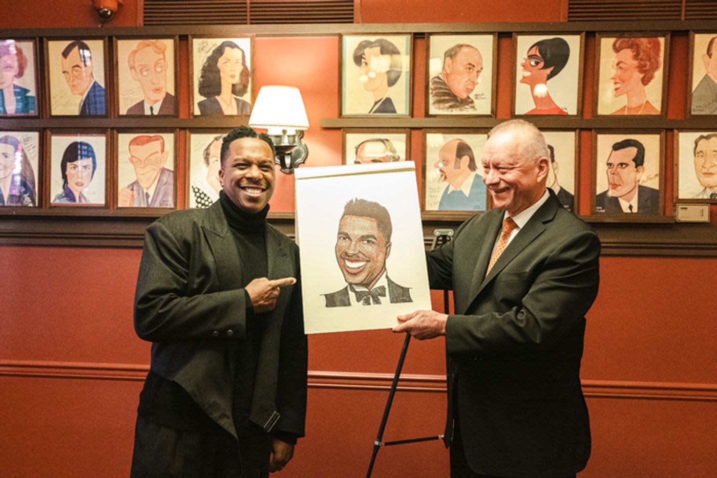 Photos: Leslie Odom, Jr. Honored With Sardi's Portrait Photos: Leslie Odom, Jr. Honored With Sardi's Portrait Image