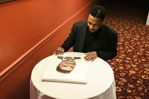 Leslie Odom, Jr. Photo