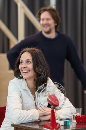 Leanne Best, Bryan Dick @ BroadwayWorld Leanne Best, Bryan Dick Photo