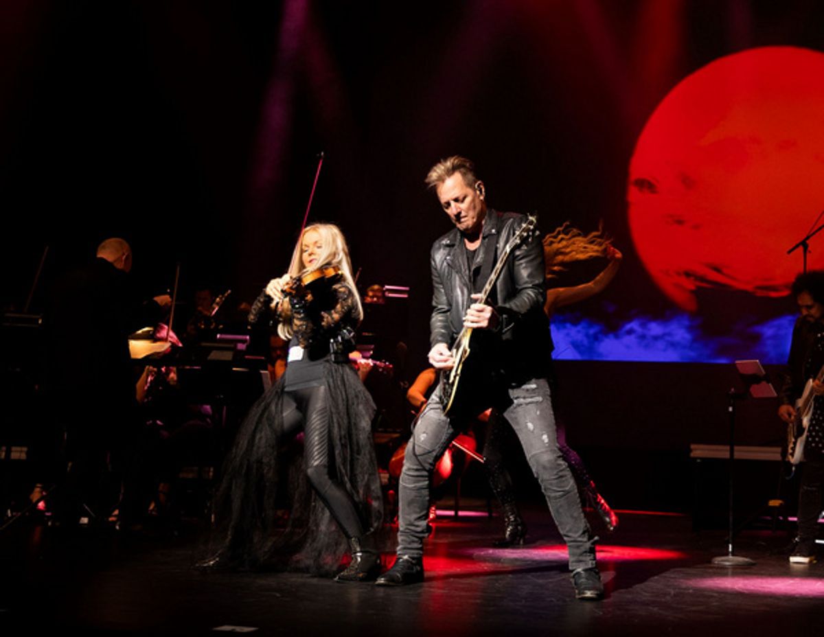 Violinist M ir ad Nesbitt and Guitarist Tony Bruno  at 