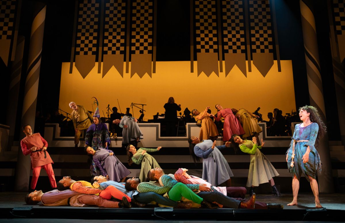 Sutton Foster and cast at 