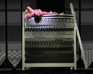 Sutton Foster @ BroadwayWorld Sutton Foster Photo