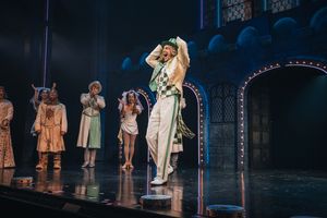 Jonathan Bennett @ BroadwayWorld Jonathan Bennett Photo