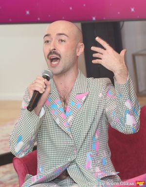 Rob Madge @ BroadwayWorld Rob Madge Photo