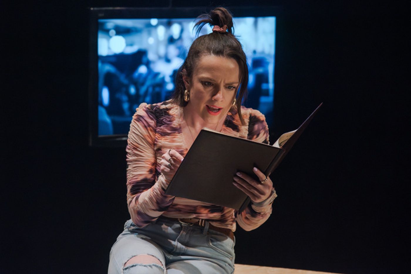Photos: First Look At The UK Tour of WISH YOU WEREN'T HERE By Katie Redford  Image