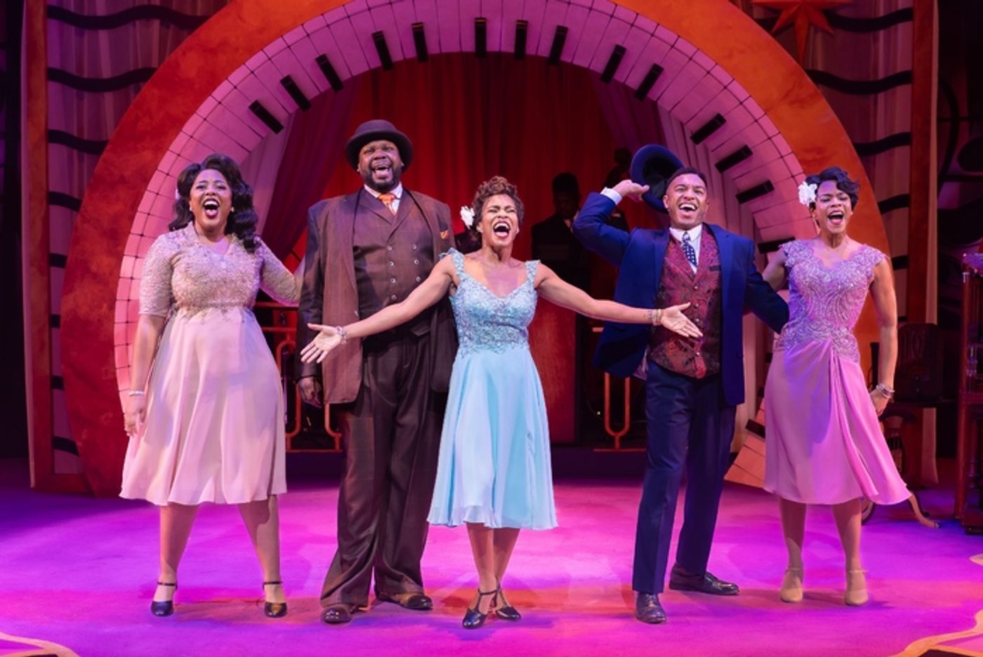 Photos: First Look At AIN'T MISBEHAVIN' At The Laguna Playhouse  Image