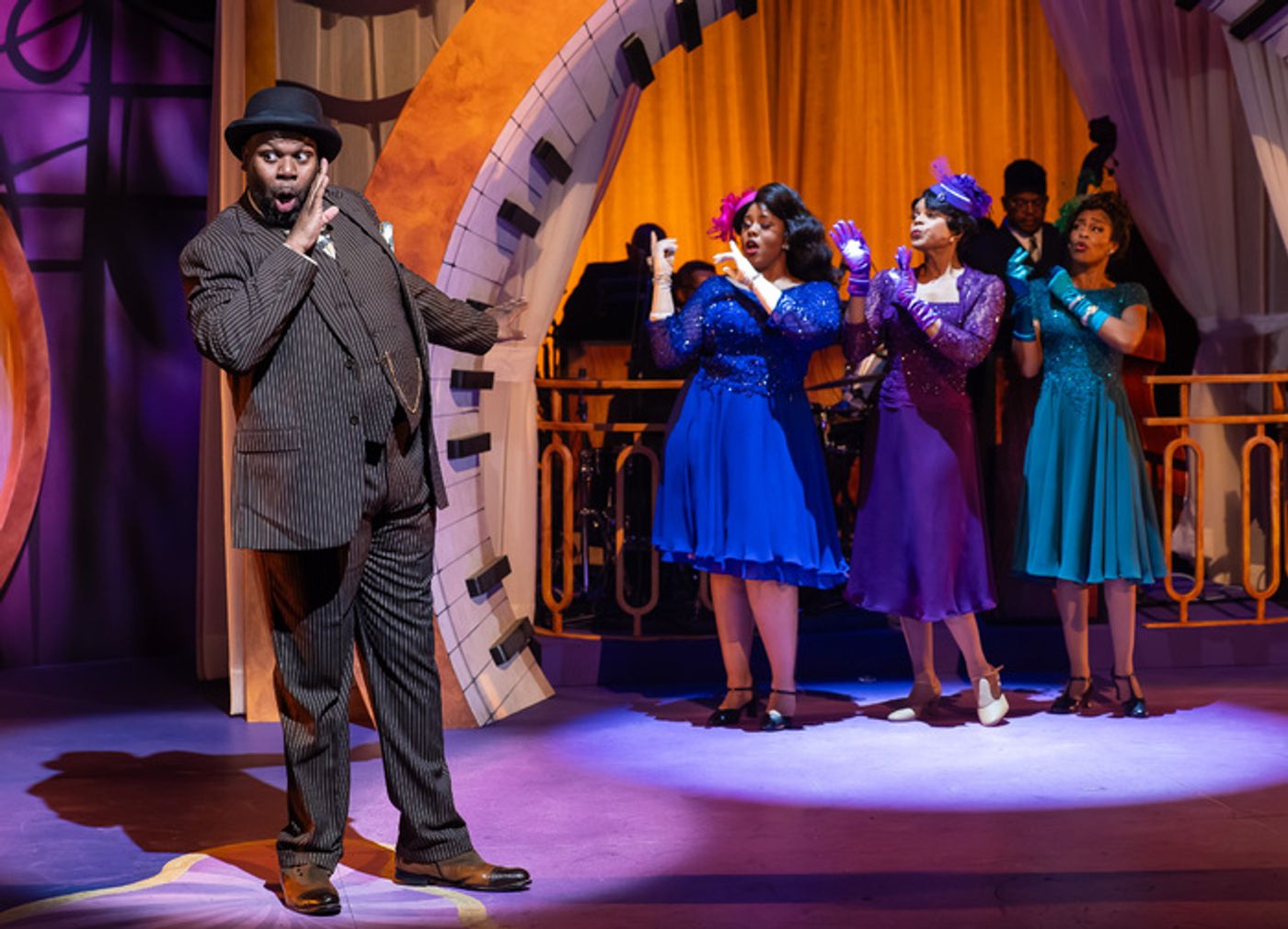 Photos: First Look At AIN'T MISBEHAVIN' At The Laguna Playhouse  Image