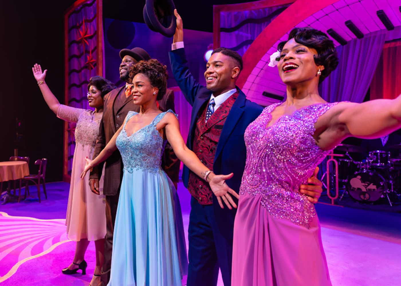 Photos: First Look At AIN'T MISBEHAVIN' At The Laguna Playhouse  Image