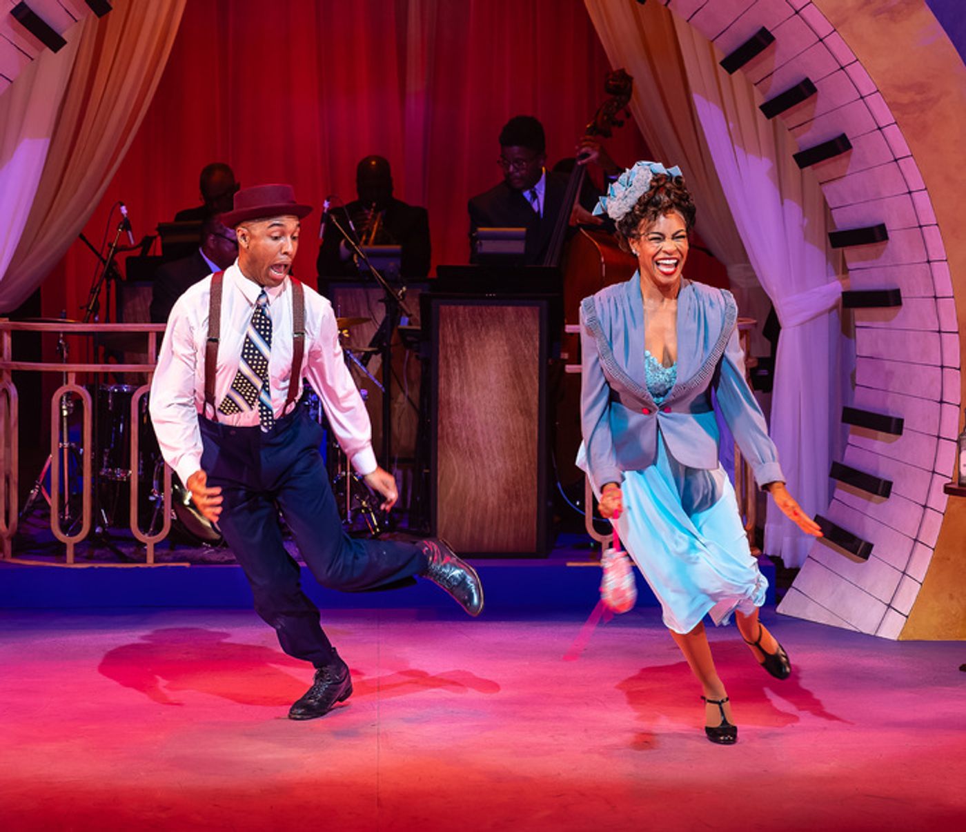 Photos: First Look At AIN'T MISBEHAVIN' At The Laguna Playhouse  Image