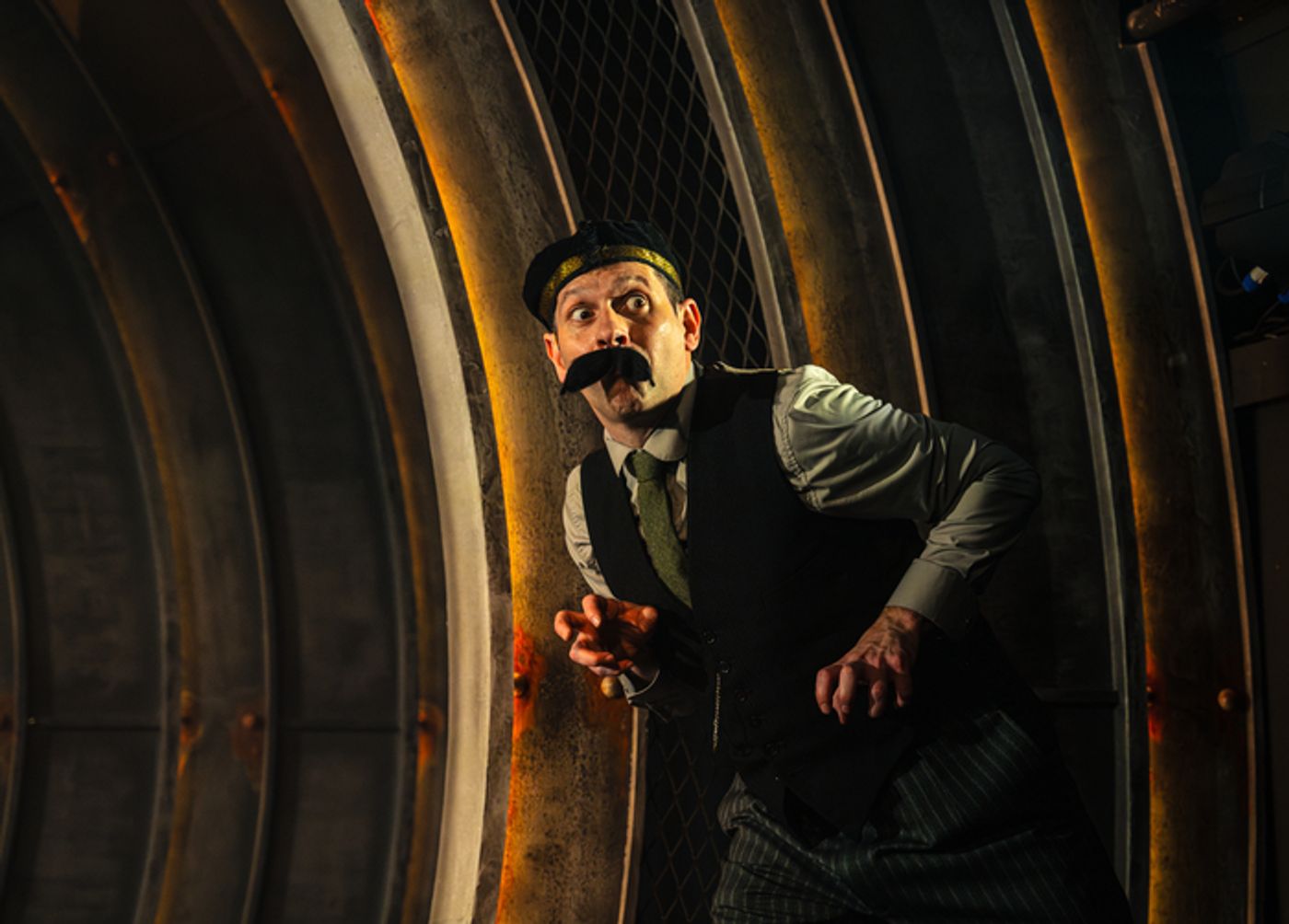 Photos: First Look At SHERLOCK HOLMES AND THE WHITECHAPEL FIEND At Barn Theatre  Image