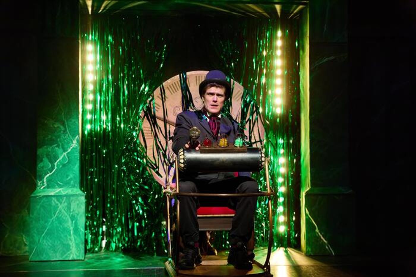 Photos: First Look at the UK Tour of THE TIME MACHINE - A COMEDY  Image