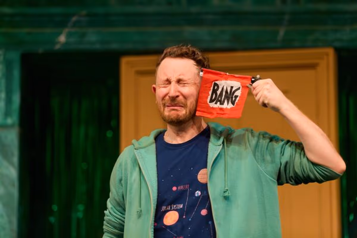 Michael Dylan at Photos: First Look at the UK Tour of THE TIME MACHINE - A COMEDY