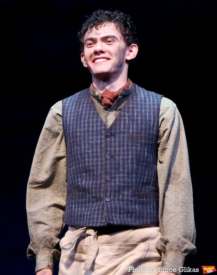 Photos: Joe Locke Takes His First Bows In SWEENEY TODD On Broadway — photo 3 of 21