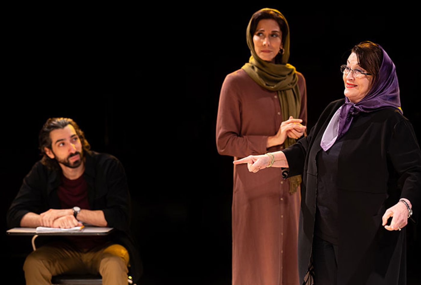 Review: ENGLISH at The Old Globe  Image