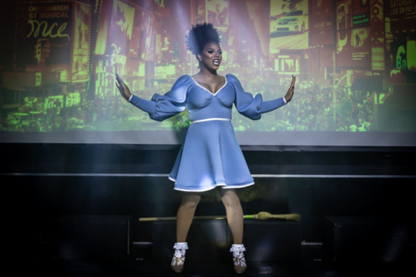 Photos: Inside Byron Tuttle and Foxx-Fatale Entertainment's THE WIZ OF OZ  Image