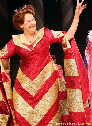 Harriet Harris @ BroadwayWorld Harriet Harris Photo