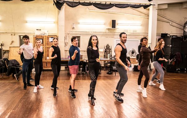 Michelle Visage and cast Photo