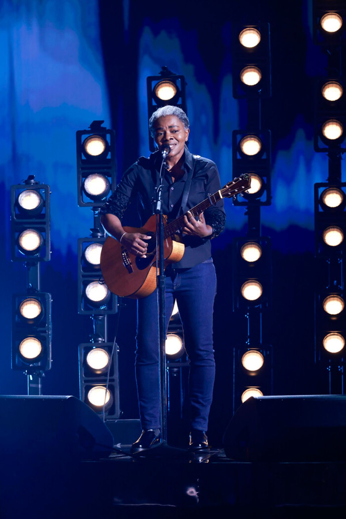 Tracy Chapman and Luke Combs at 