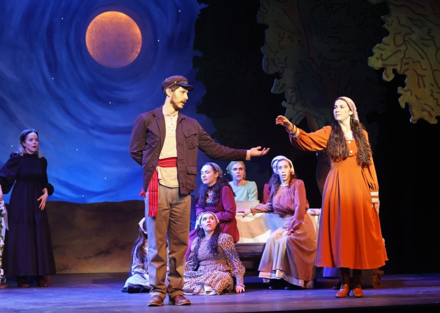 Review: The Gateway Playhouse's Production of FIDDLER ON THE ROOF is a 'Wonder of Wonders'  Image