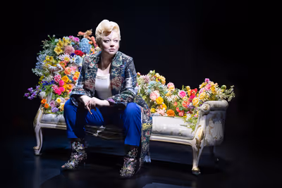 Sarah Snook Photo