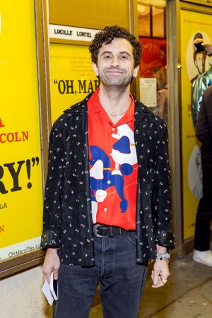 Brandon Uranowitz @ BroadwayWorld Brandon Uranowitz Photo