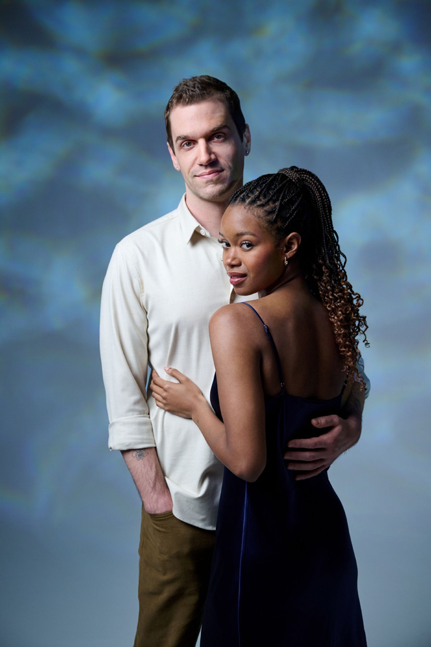 Photos: THE NOTEBOOK Cast Poses for Portraits Ahead of Previews  Image