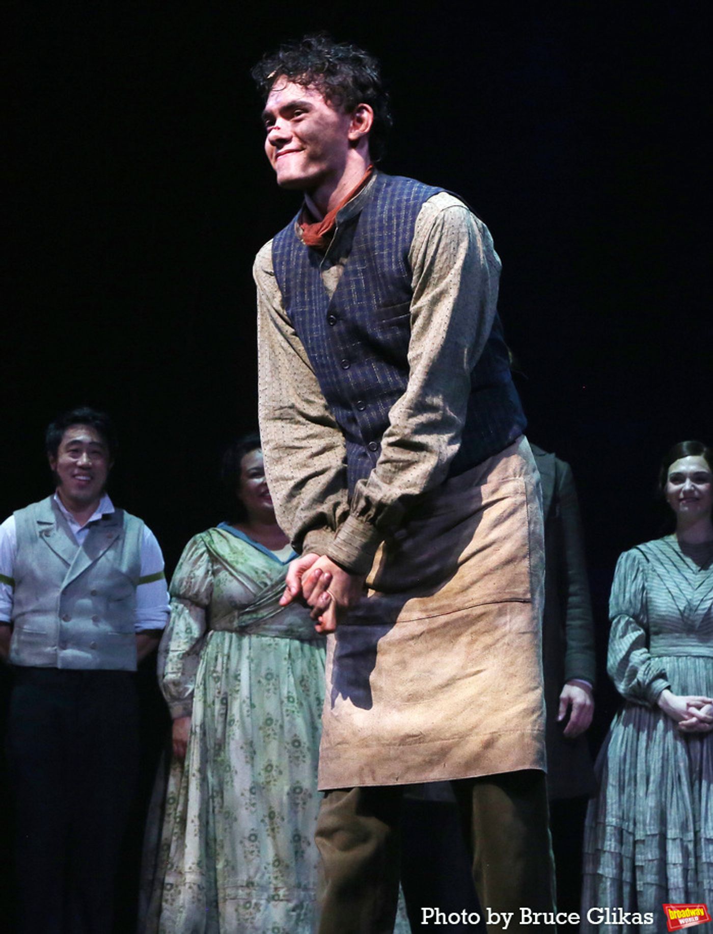 Photos: Aaron Tveit & Sutton Foster Take Their First Bows in SWEENEY TODD  Image