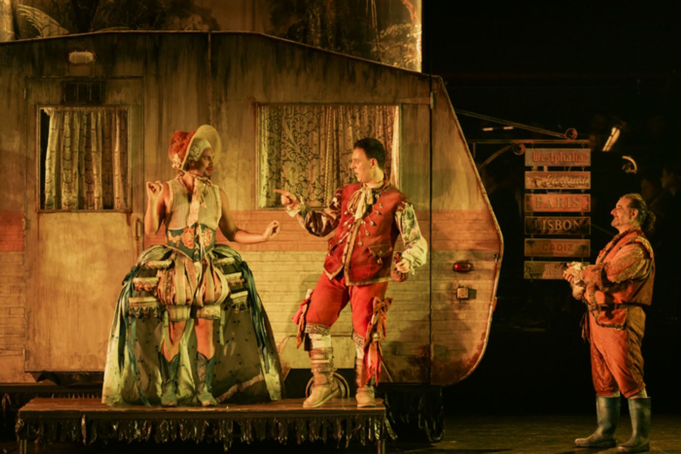 Review: CANDIDE at Palais Theatre  Image