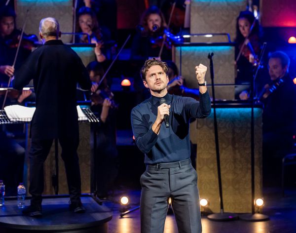 Aaron Tveit Photo