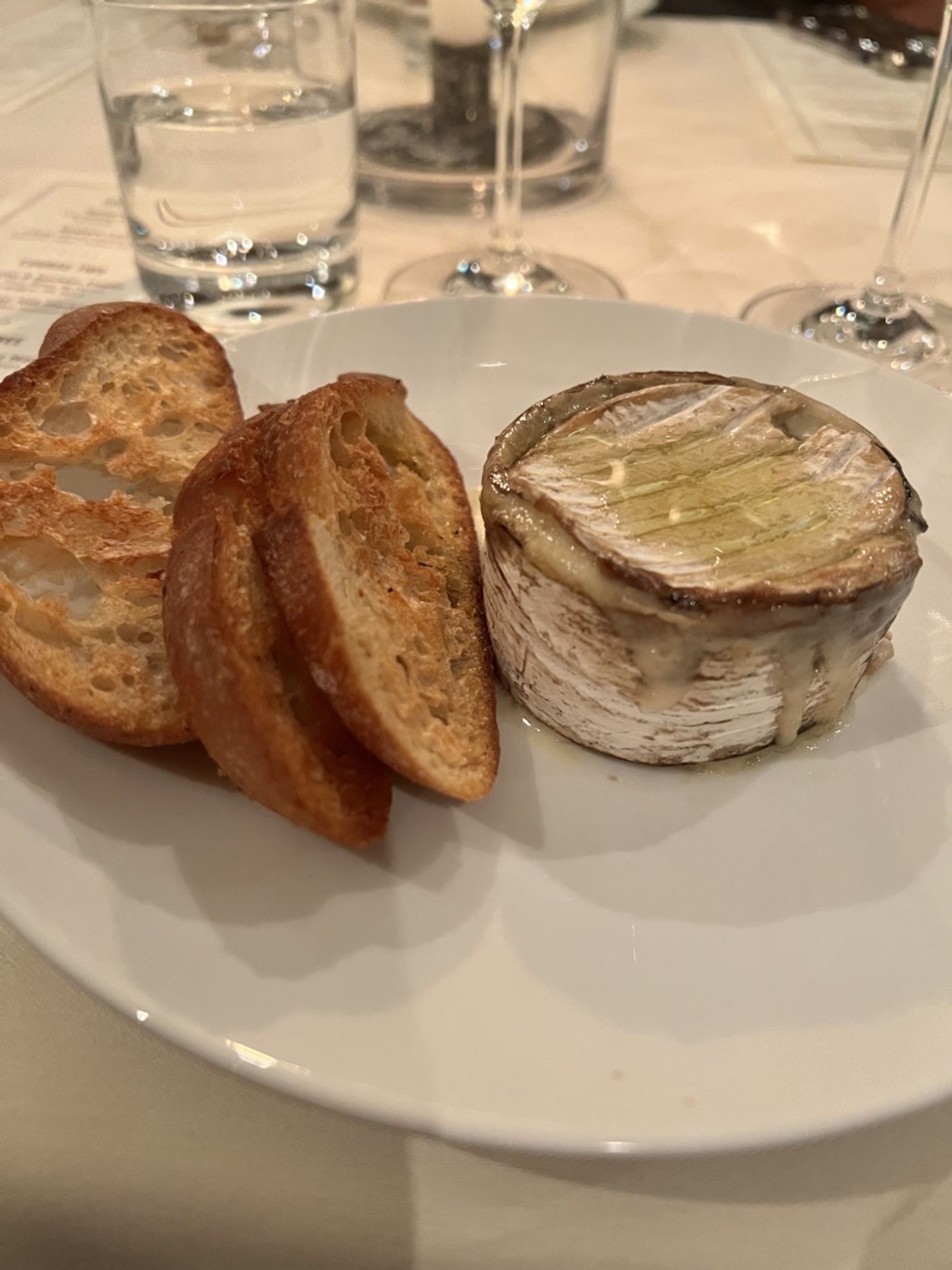 The Standard Grill Hosts New Monthly Wine Dinner Series in Meatpacking The Standard Grill Hosts New Monthly Wine Dinner Series in Meatpacking Image