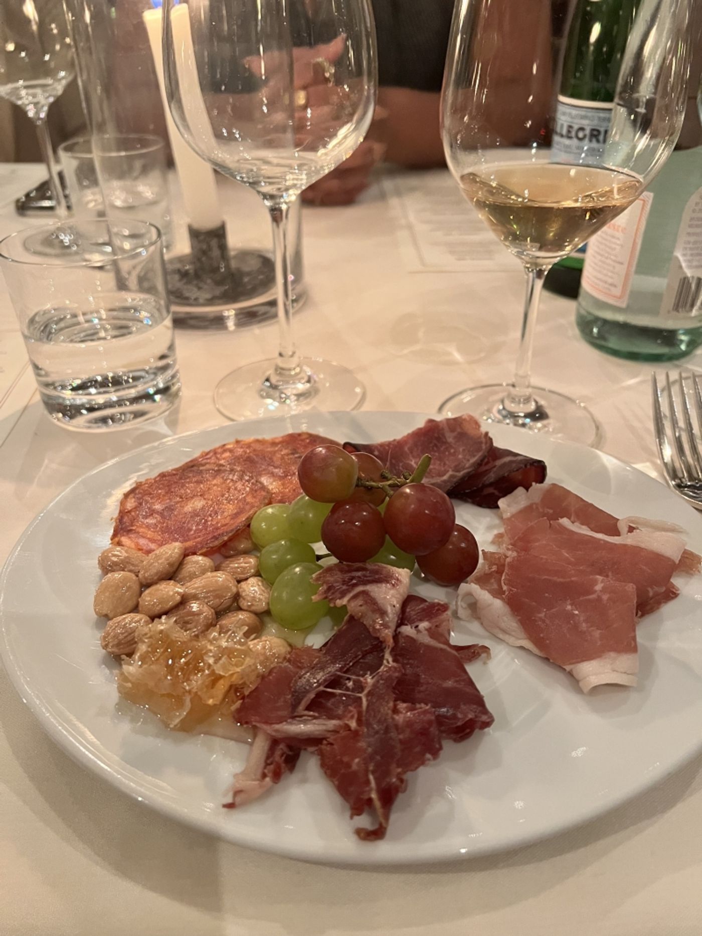 The Standard Grill Hosts New Monthly Wine Dinner Series in Meatpacking The Standard Grill Hosts New Monthly Wine Dinner Series in Meatpacking Image