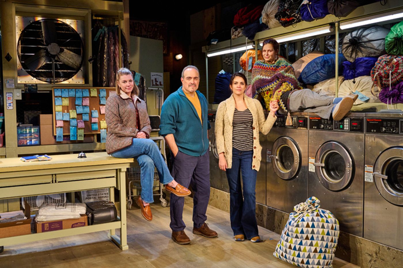 Photos: Get a First Look at Cecily Strong & More in BROOKLYN LAUNDRY World Premiere  Image