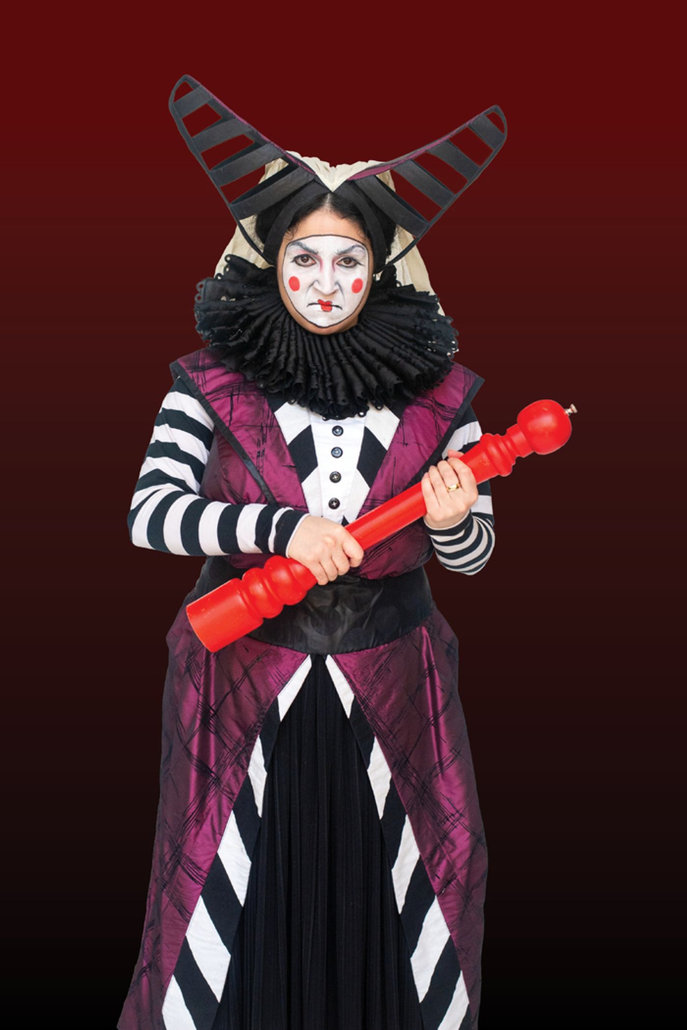 Photos: First Look At The Cast of ALICE IN WONDERLAND At Children's Theatre Company Photos: First Look At The Cast of ALICE IN WONDERLAND At Children's Theatre Company Image