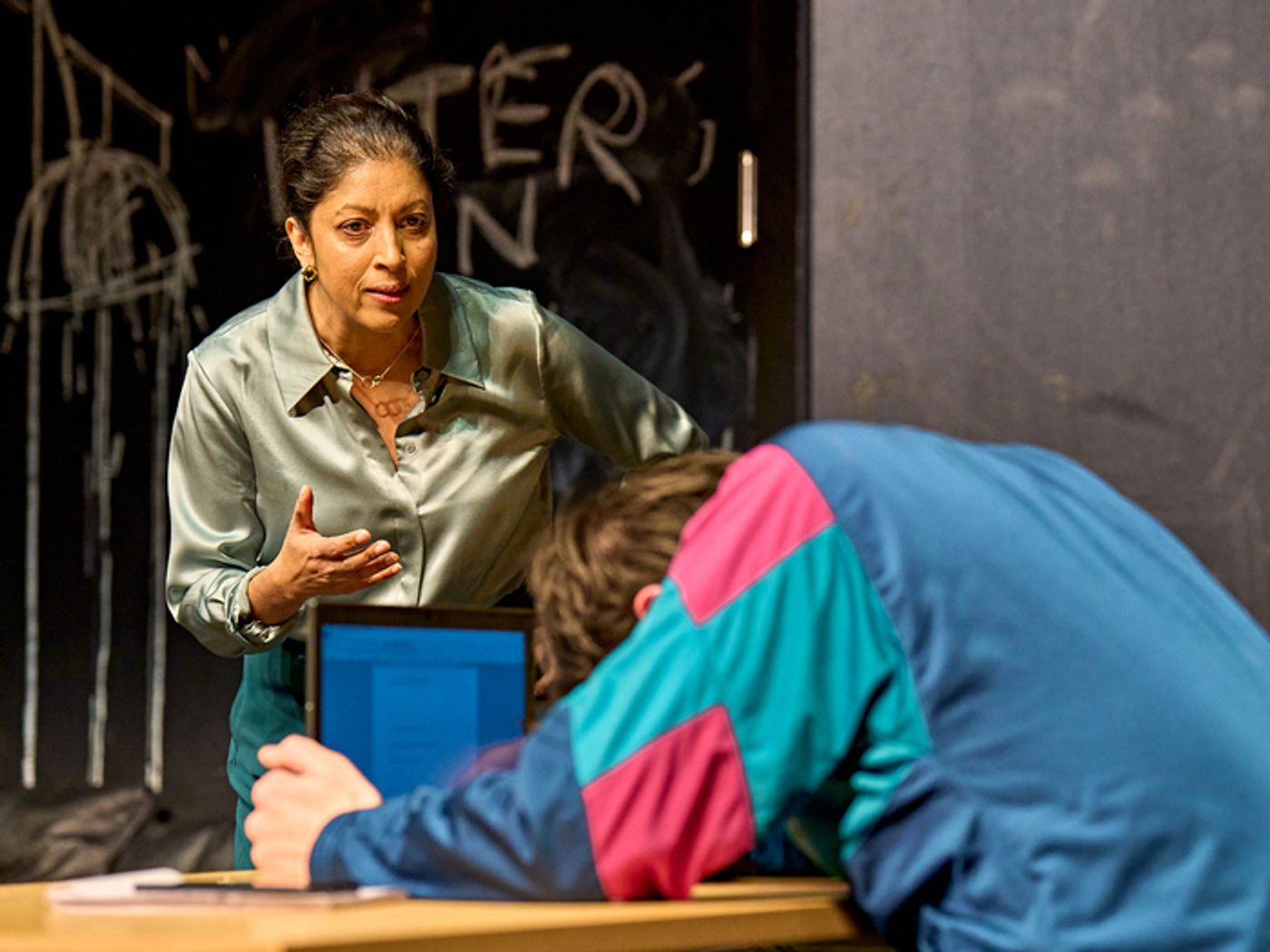 Photos: Matt Smith and More in AN ENEMY OF THE PEOPLE  Image