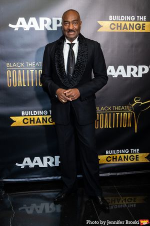 Reggie Van Lee @ BroadwayWorld Reggie Van Lee Photo