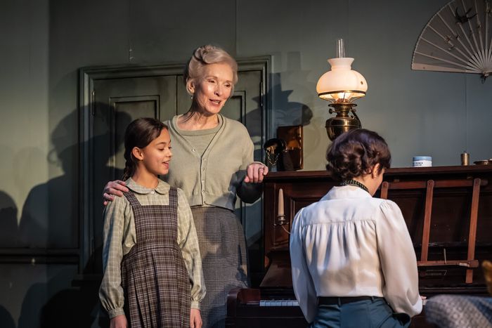 Photos: First Look At DEAR OCTOPUS At The National Theatre — photo 6 of 8