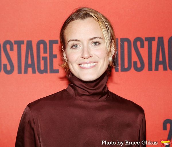 Taylor Schilling Photo